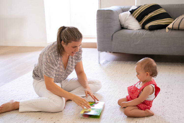 Cách dạy bé học chữ cái nhanh thuộc - Thường xuyên thực hành với bé